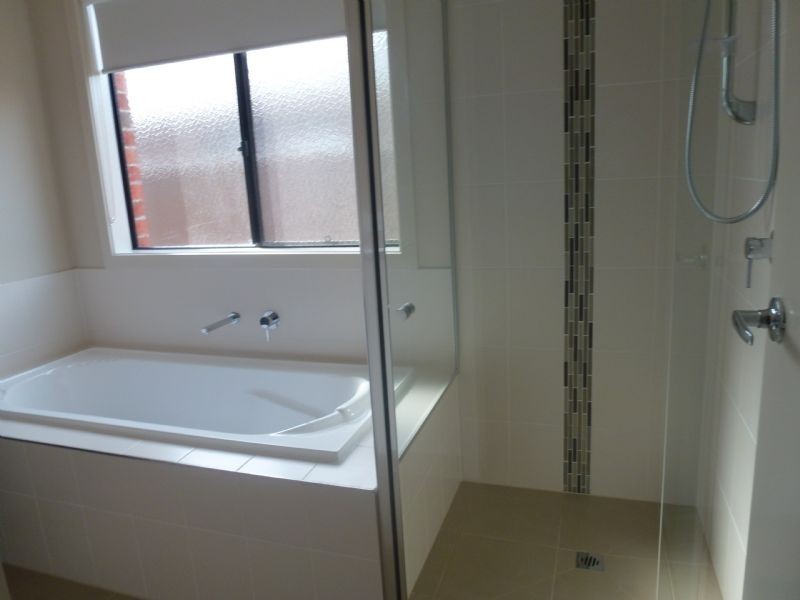 21  Ballybunion Avenue, Craigieburn VIC 3064