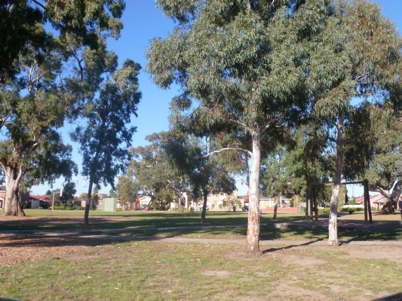 9/26 McKinley Drive, Roxburgh Park VIC 3064