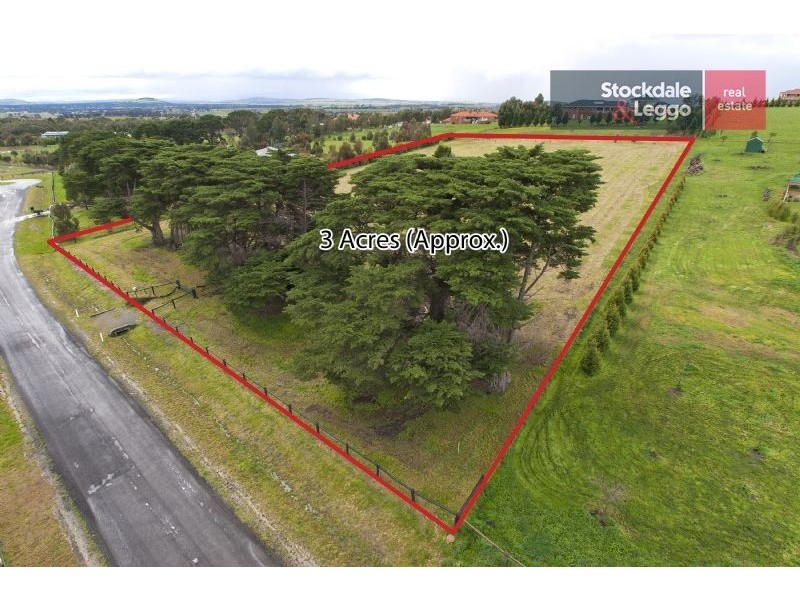 30 Bellevue Court, Mickleham VIC 3064