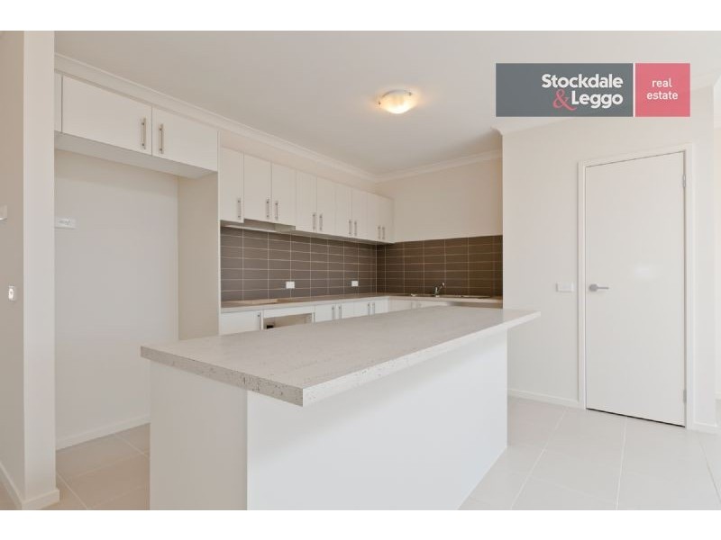 1 Rockwall Drive, Craigieburn VIC 3064