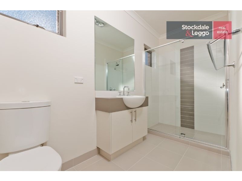 1 Rockwall Drive, Craigieburn VIC 3064