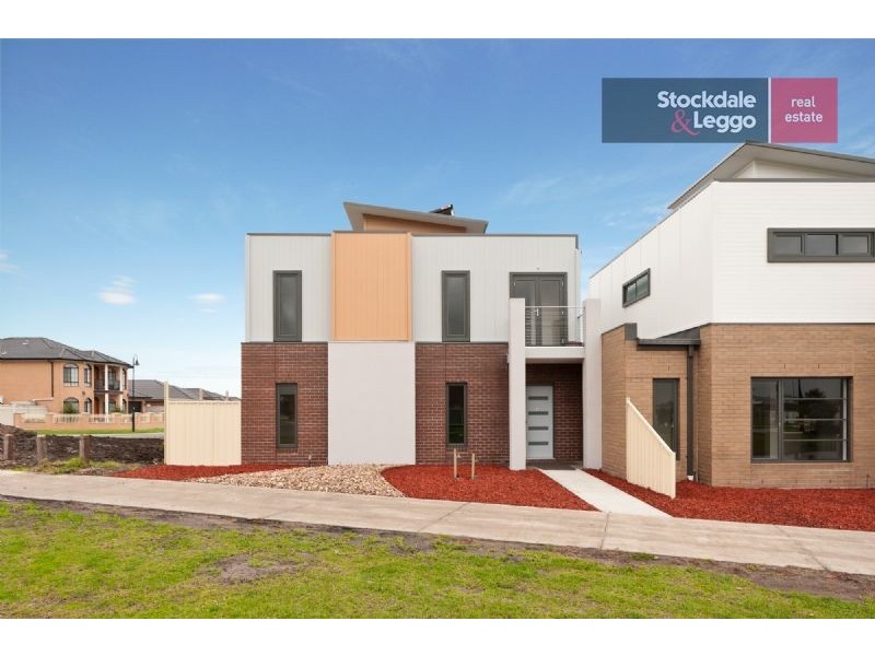 1/1 Clarendon Avenue, Craigieburn VIC 3064