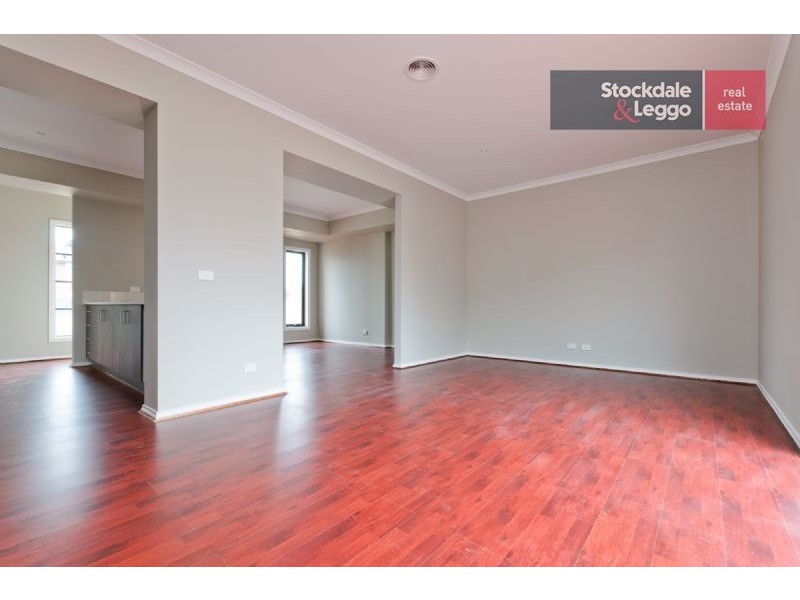 3/1 Clarendon Avenue, Craigieburn VIC 3064