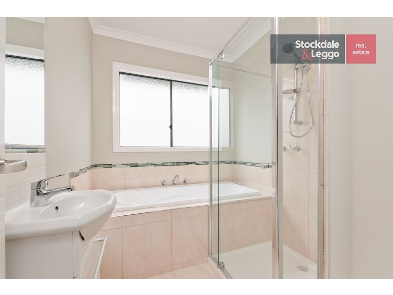 3/1 Clarendon Avenue, Craigieburn VIC 3064