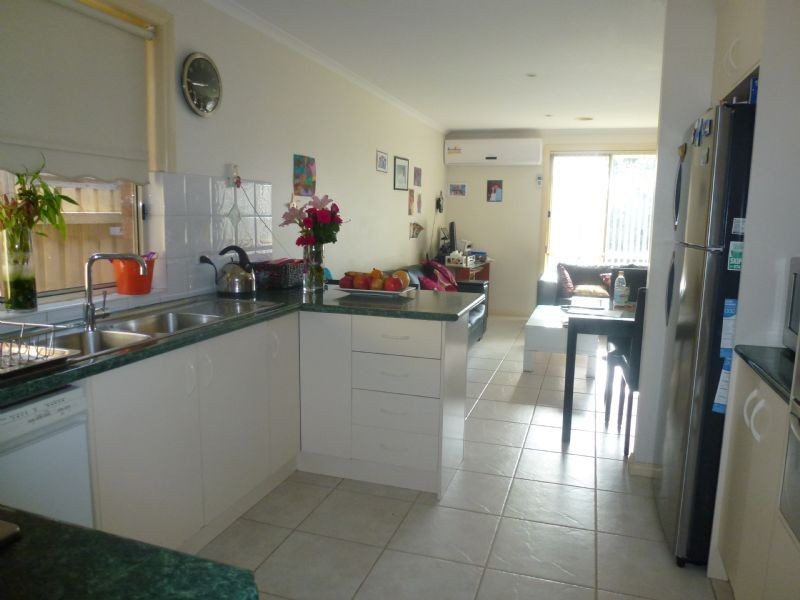 8 Shortridge Circuit, Craigieburn VIC 3064