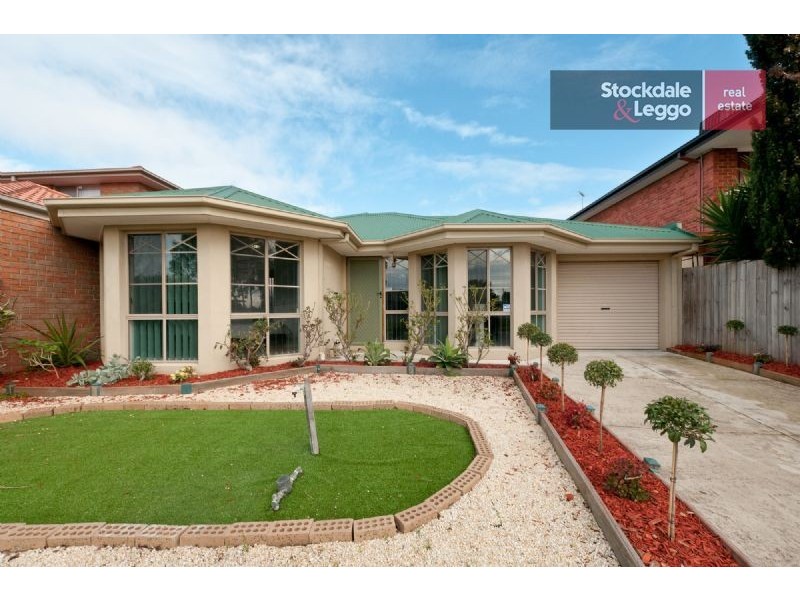 9 Hammond Place, Roxburgh Park VIC 3064