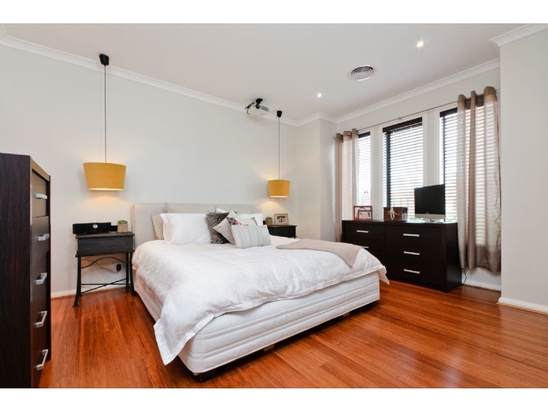 32 Tusmore Rise, Craigieburn VIC 3064