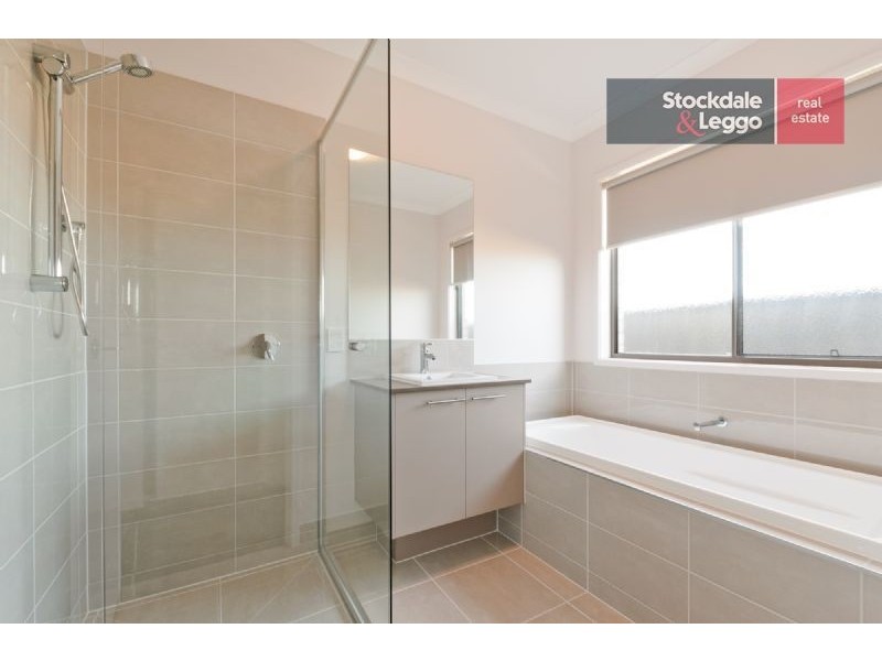 6 Pound Street, Craigieburn VIC 3064