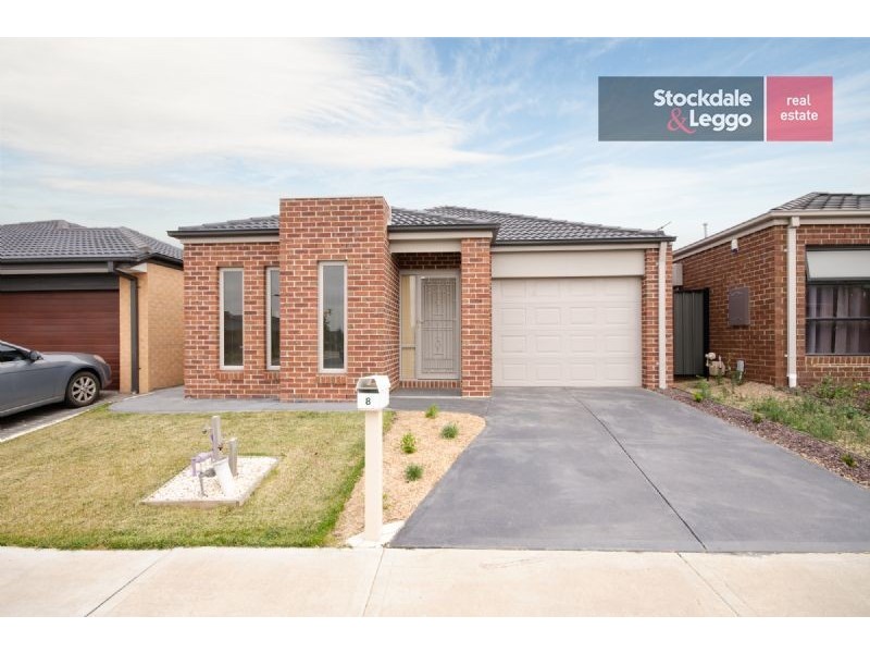8 Harrison Street, Craigieburn VIC 3064