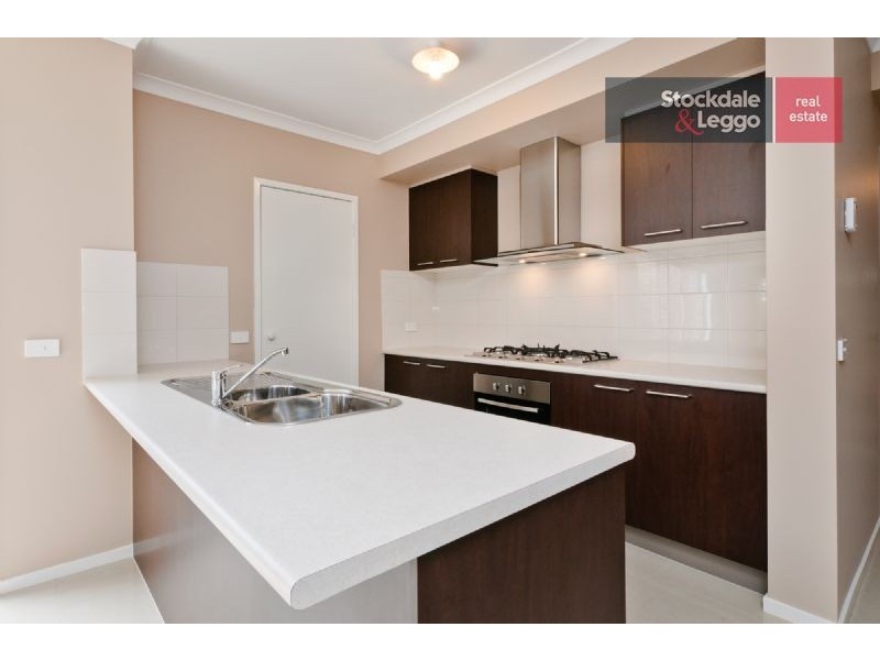 8 Harrison Street, Craigieburn VIC 3064