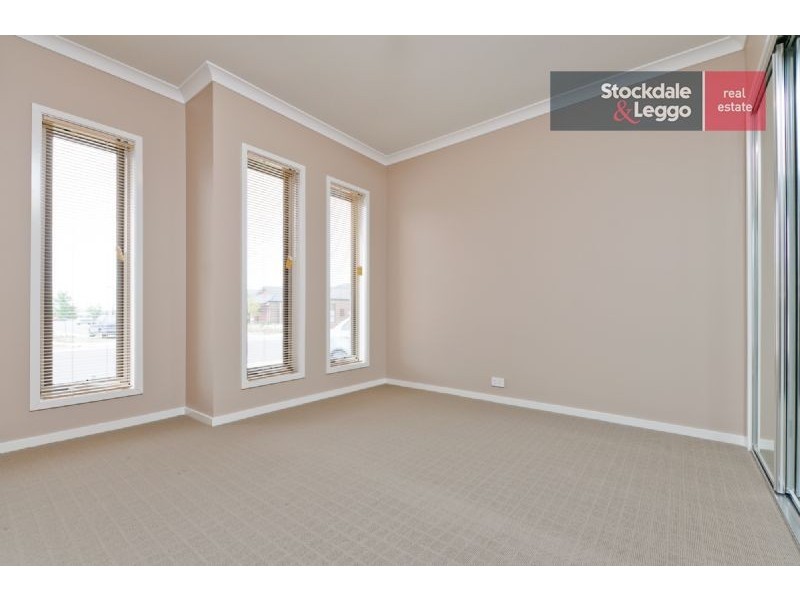 8 Harrison Street, Craigieburn VIC 3064