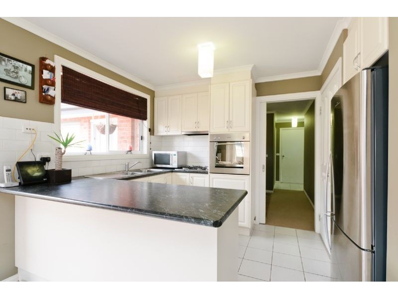 7 Tigris Court, Roxburgh Park VIC 3064