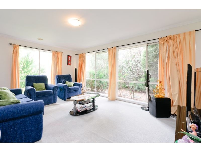 15 Sunnybrook Court, Craigieburn VIC 3064