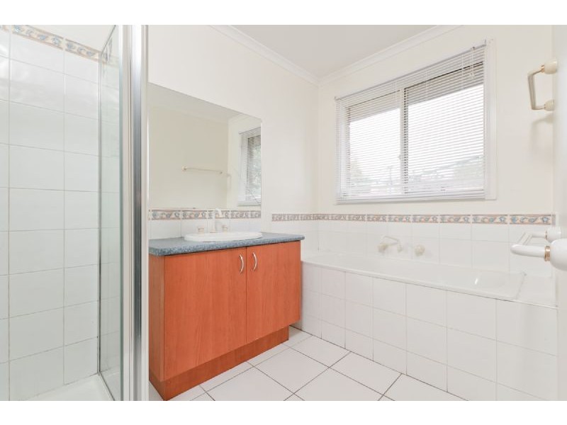 15 Sunnybrook Court, Craigieburn VIC 3064