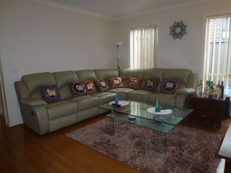 14 Kensley Circuit, Craigieburn VIC 3064