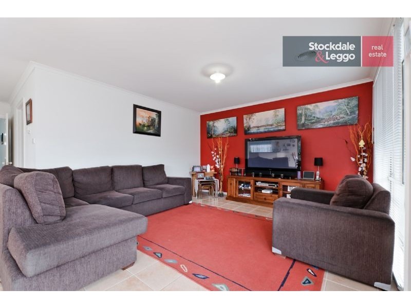 56 Sandover Drive, Roxburgh Park VIC 3064