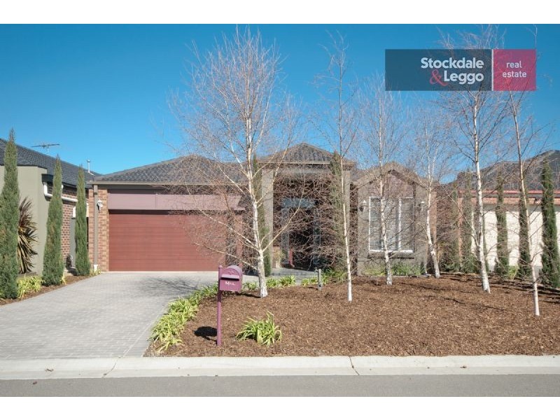 28 Mallacoota Way, Craigieburn VIC 3064