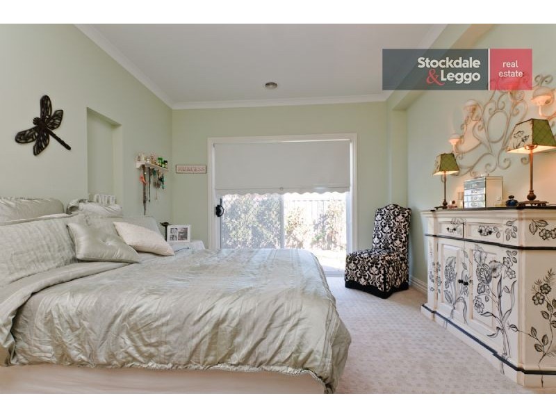 28 Mallacoota Way, Craigieburn VIC 3064