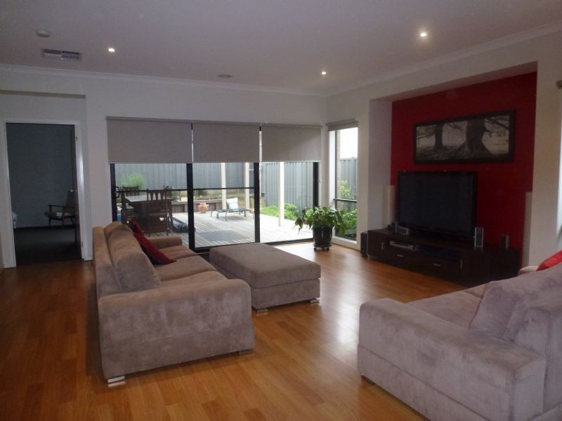 26 Cradle Mountain Drive, Craigieburn VIC 3064