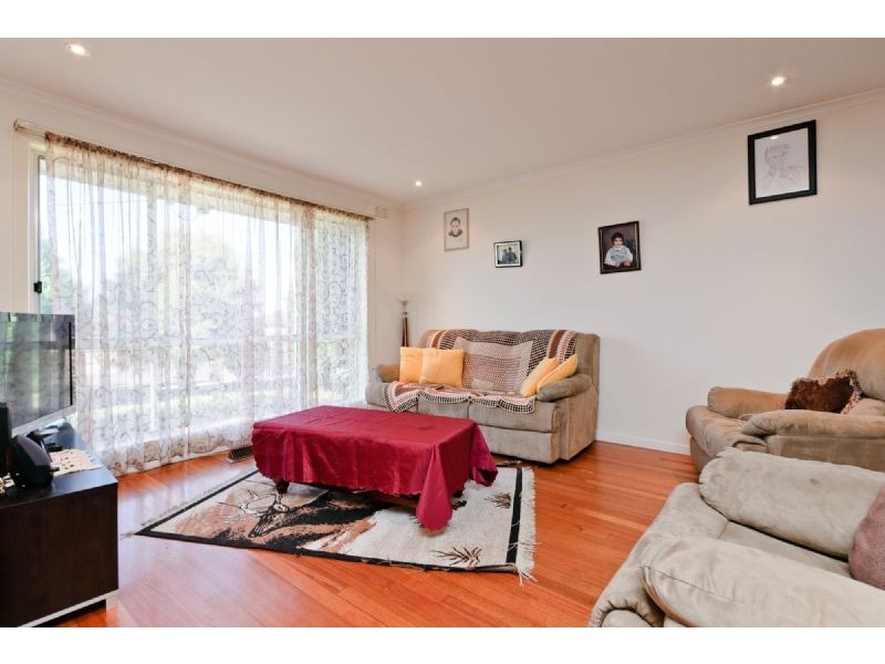 29 Lee Street, Craigieburn VIC 3064
