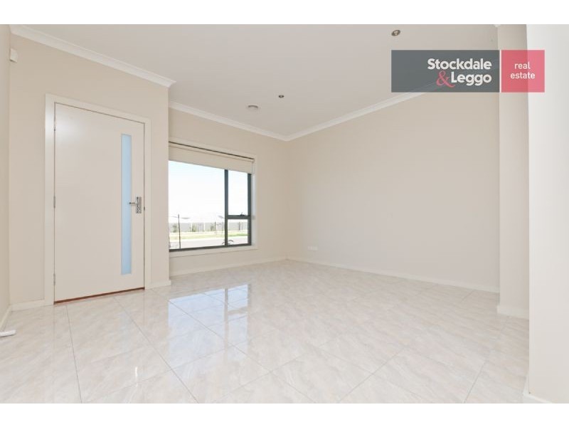 123 Marathon Boulevard, Craigieburn VIC 3064