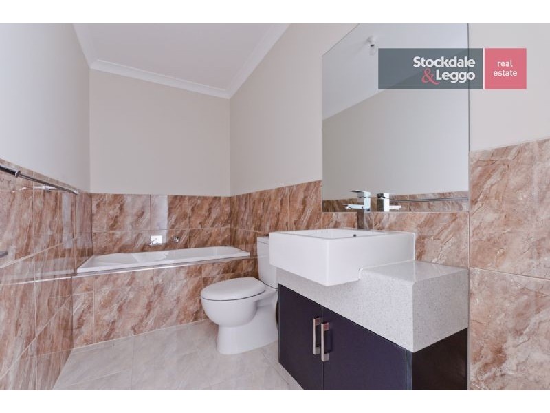 123 Marathon Boulevard, Craigieburn VIC 3064
