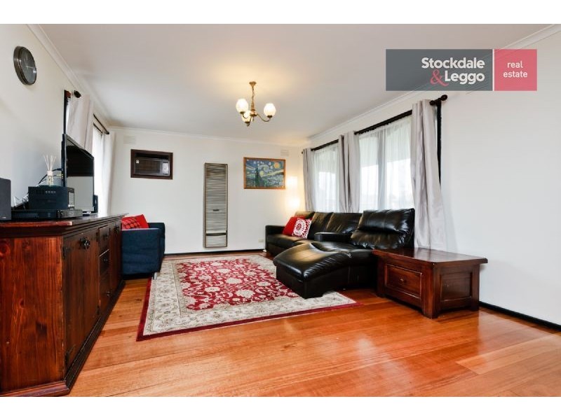 14 Wattleglen Street, Craigieburn VIC 3064