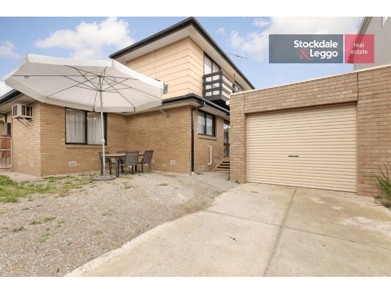 14 Wattleglen Street, Craigieburn VIC 3064