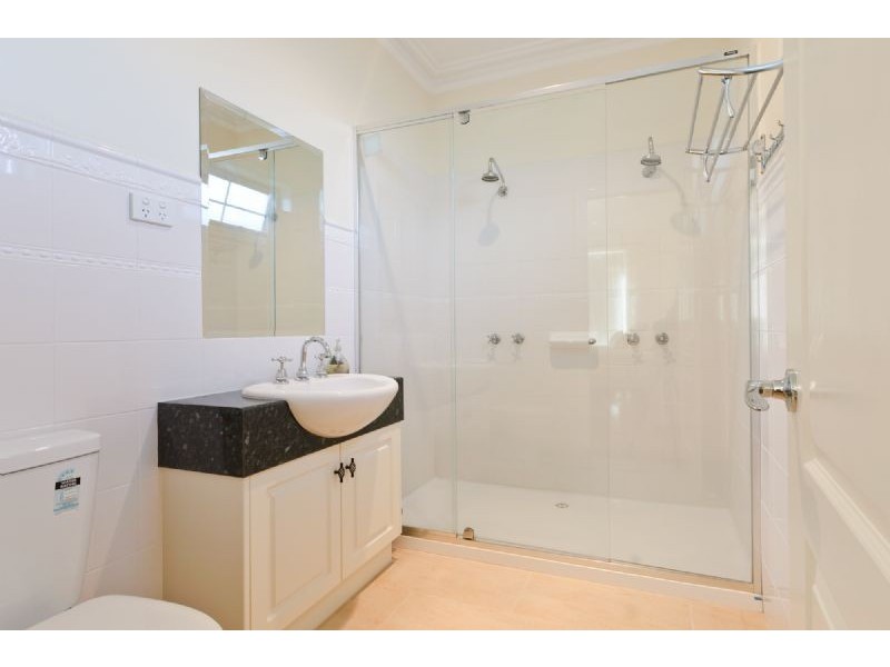 10 MacColl Street, Craigieburn VIC 3064