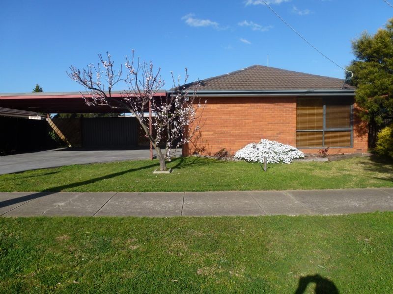 24 Cowes Street, Craigieburn VIC 3064