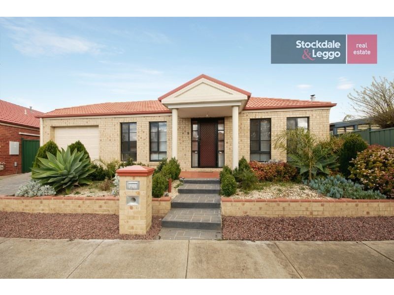 5 Swinburne Close, Craigieburn VIC 3064