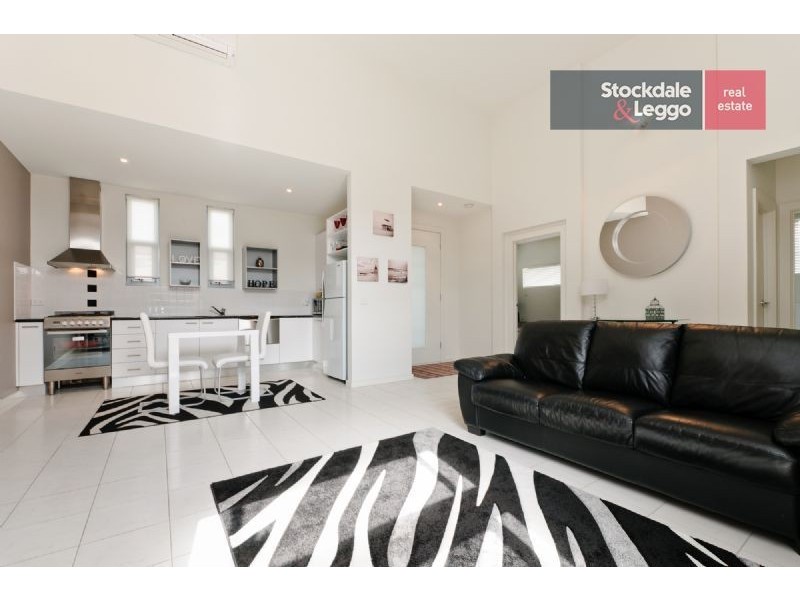 1 Tiree Lane, Craigieburn VIC 3064