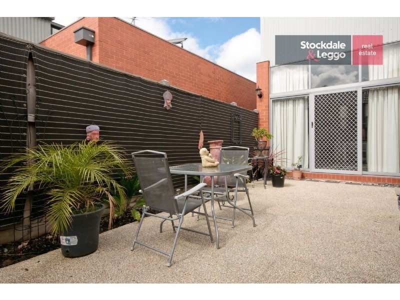 1 Tiree Lane, Craigieburn VIC 3064
