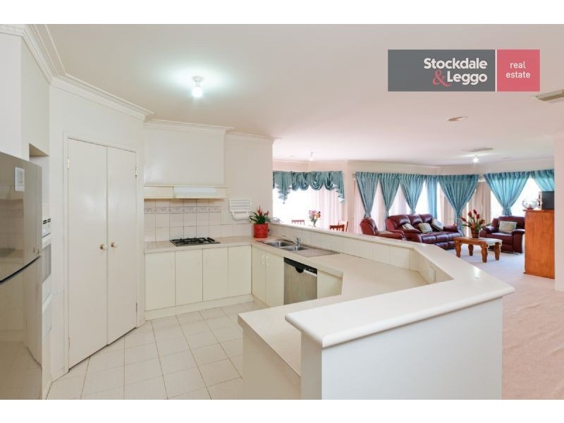 53 Willmott Drive, Craigieburn VIC 3064