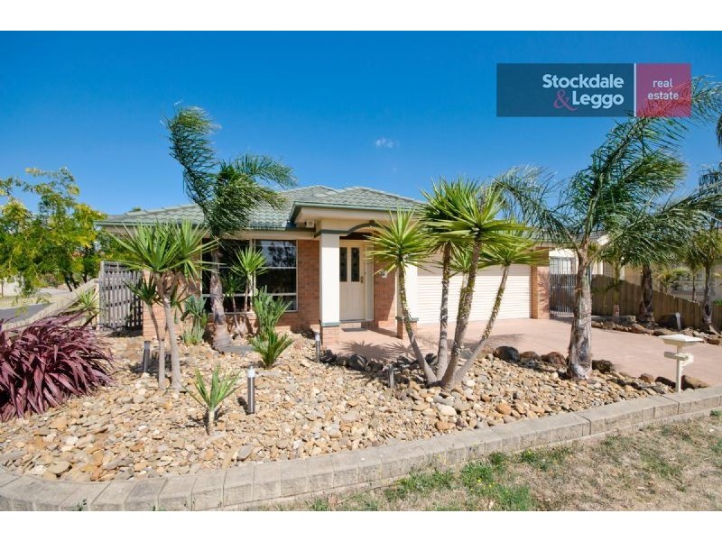 1 Zambezi Court, Roxburgh Park VIC 3064