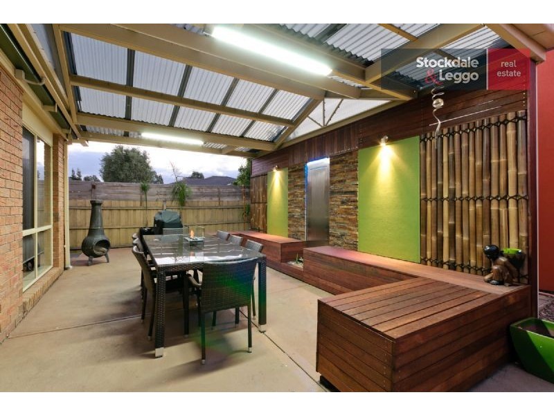 1 Zambezi Court, Roxburgh Park VIC 3064