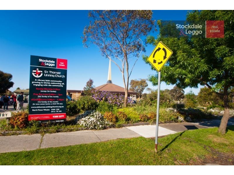 15 Dianne Avenue, Craigieburn VIC 3064