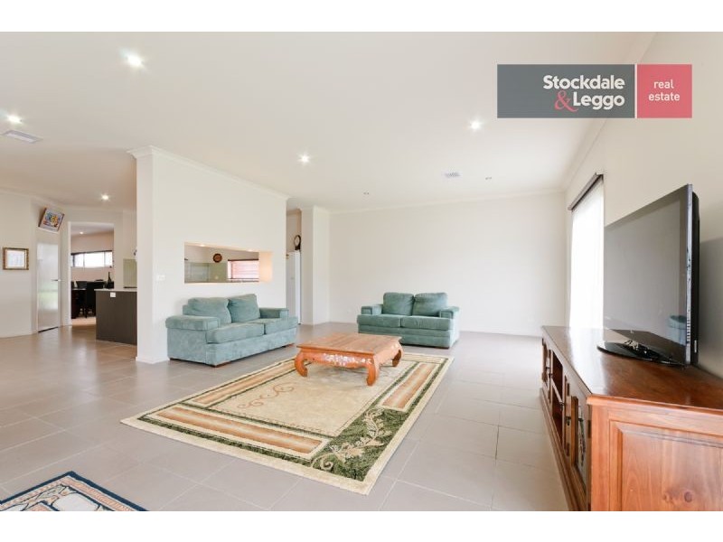 87 Northumberland Circuit, Craigieburn VIC 3064