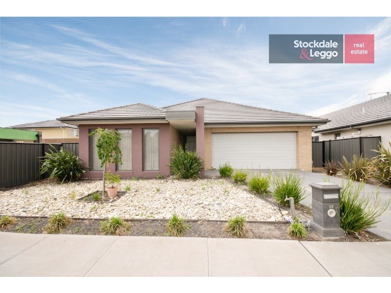 13 Waterbird Link, Craigieburn VIC 3064