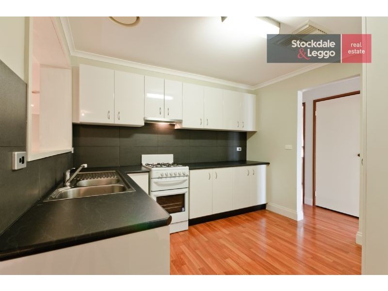 37 Medway Road, Craigieburn VIC 3064