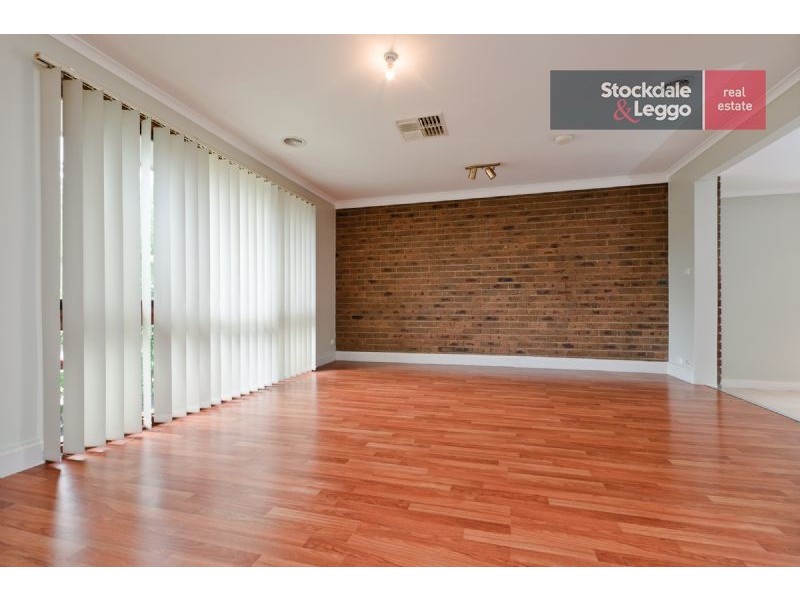 37 Medway Road, Craigieburn VIC 3064