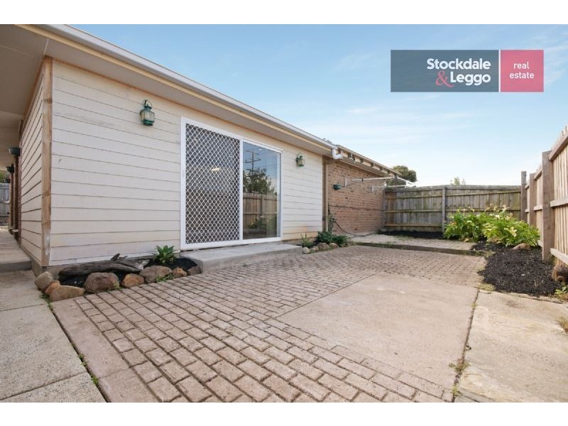 37 Medway Road, Craigieburn VIC 3064