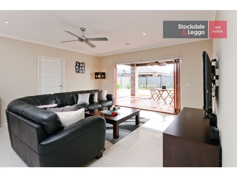 30 Grevillea Street, Craigieburn VIC 3064