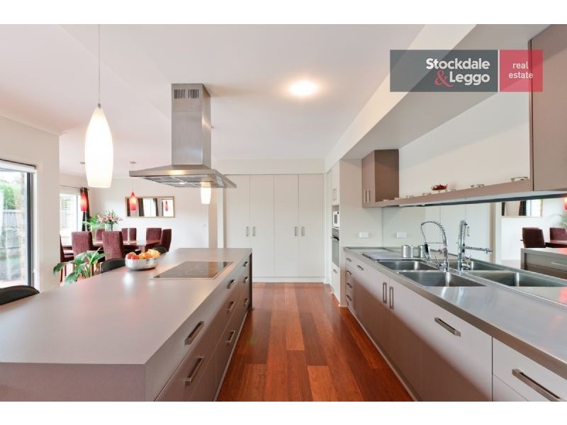 25 Beechville Place, Craigieburn VIC 3064