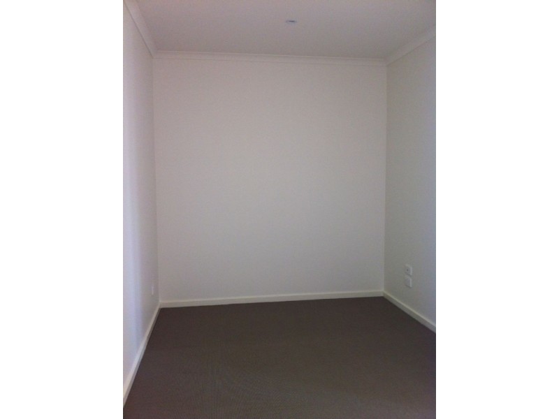 9 Alexander Circuit, Craigieburn VIC 3064