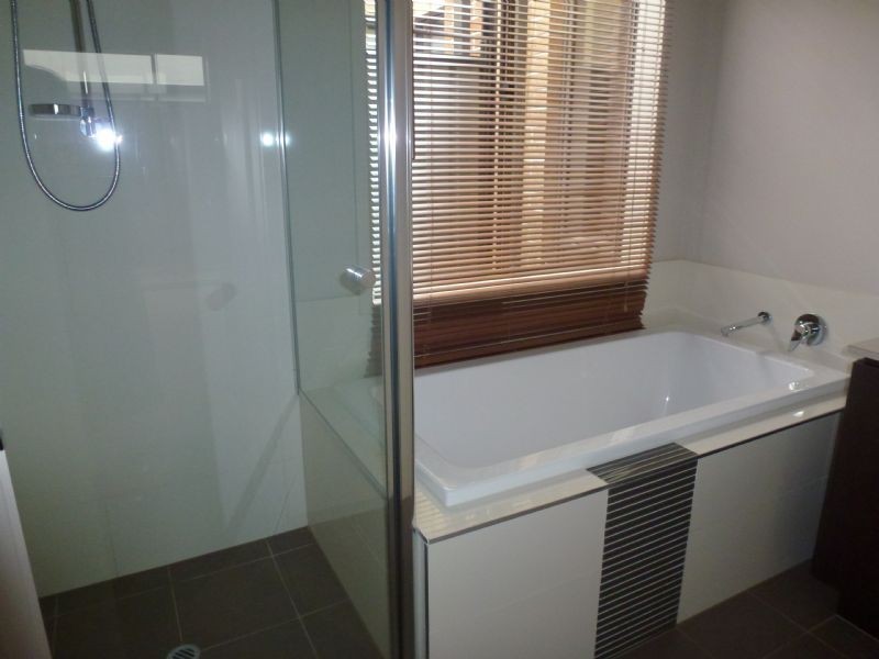 25 Viewside Crescent, Craigieburn VIC 3064