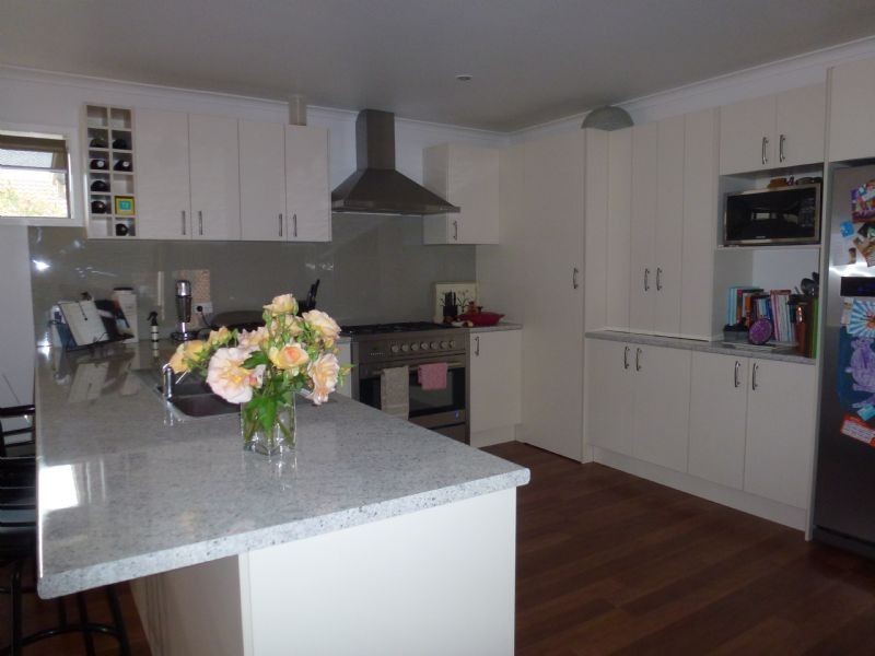 28 Cowes Street, Craigieburn VIC 3064