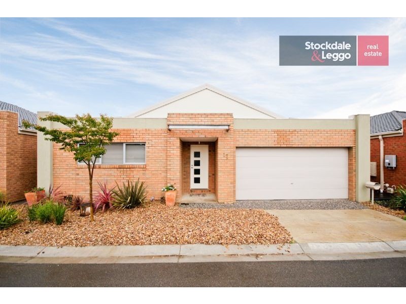 11 Bevan Lane, Craigieburn VIC 3064