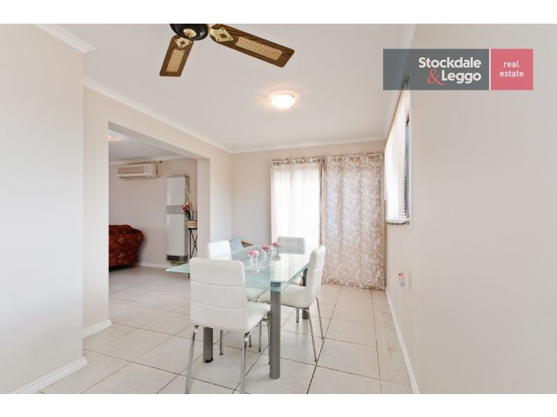 5 Hothlyn Drive, Craigieburn VIC 3064