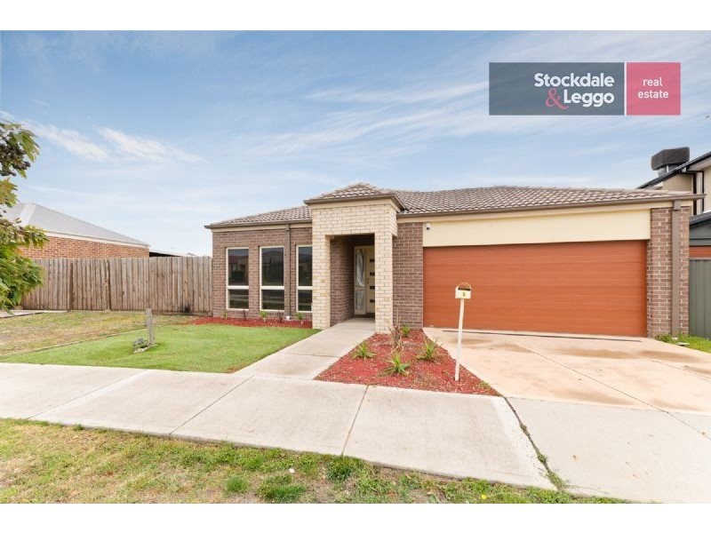 6 Kinglake Crescent, Craigieburn VIC 3064
